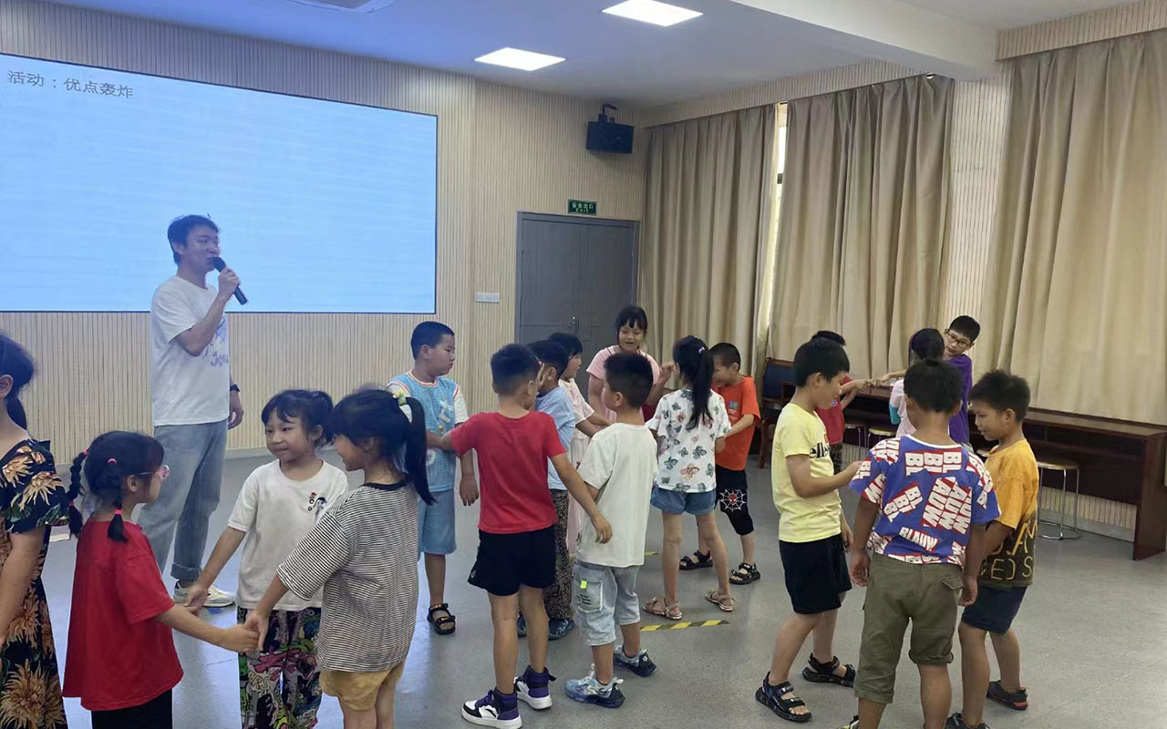 武宁龙观乡中心学校